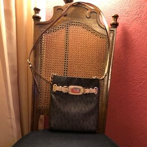 Michael Kors Crossbody purse